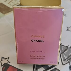 CHANEL Chance Eau Tendre Pink Perfume 100% Authentic.